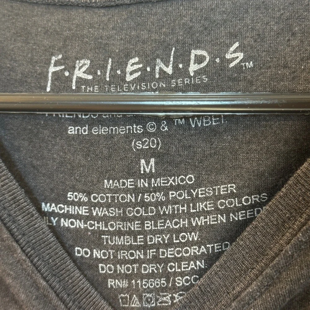 Friends TV Show Series Central Perk Graphic Gray Charcoal Men's T-Shirt Size M